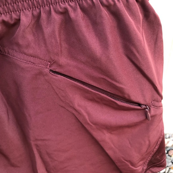 Athletic Works Core Women Running Shorts Deep Chianti Side Pockets Size XXL(20) - Picture 12 of 14